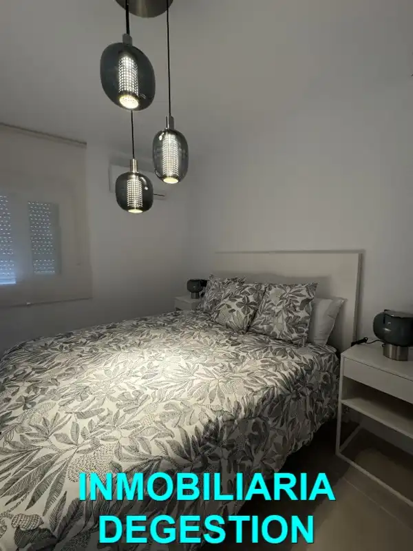 Habitación de Piso de alquiler en Linares con Aire acondicionado, Calefacción y Amueblado