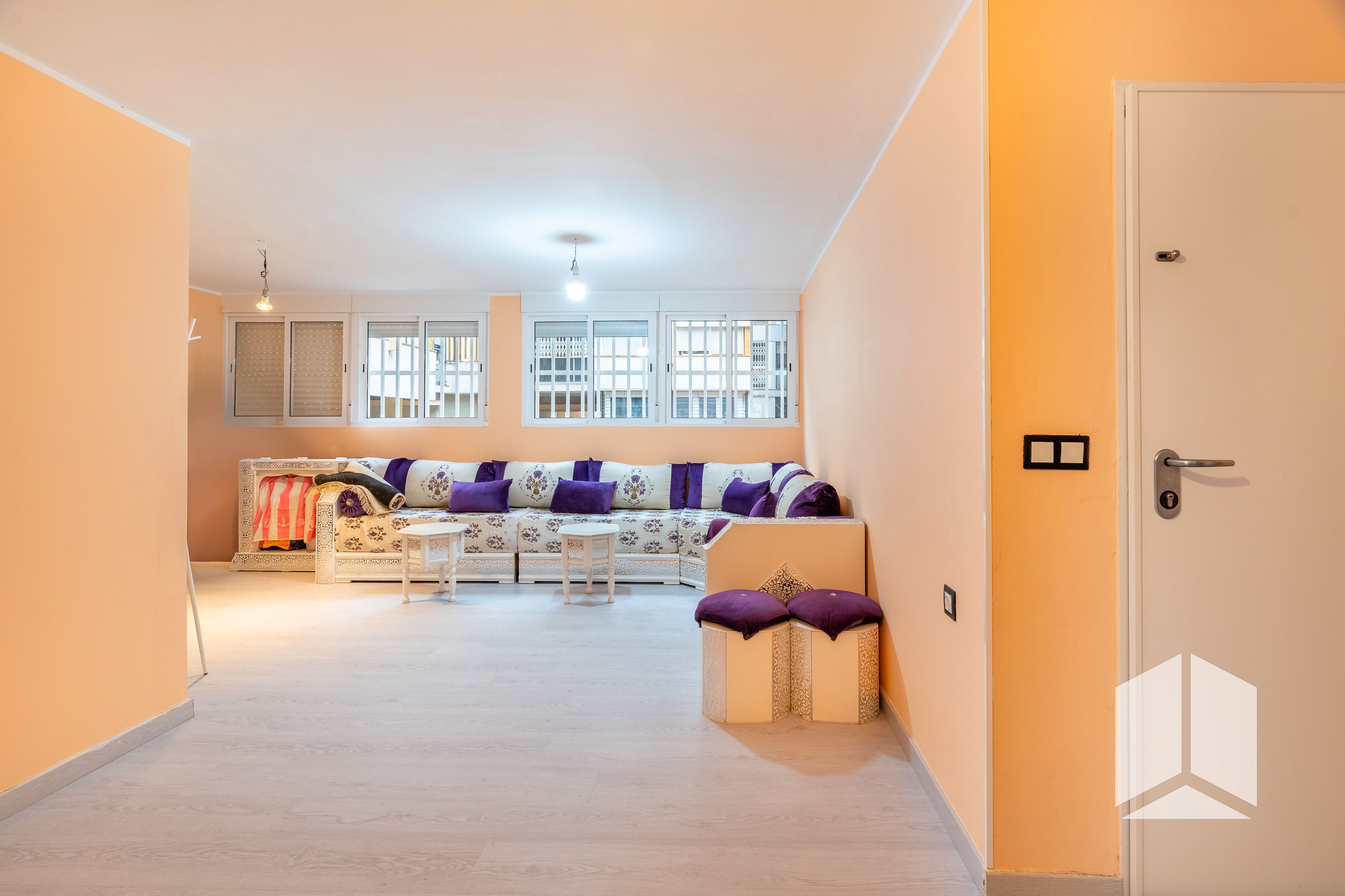 Living room of Flat for sale in  Barcelona Capital  with Heating