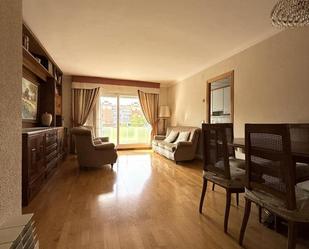 Sala d'estar de Dúplex en venda en Terrassa amb Calefacció i Terrassa