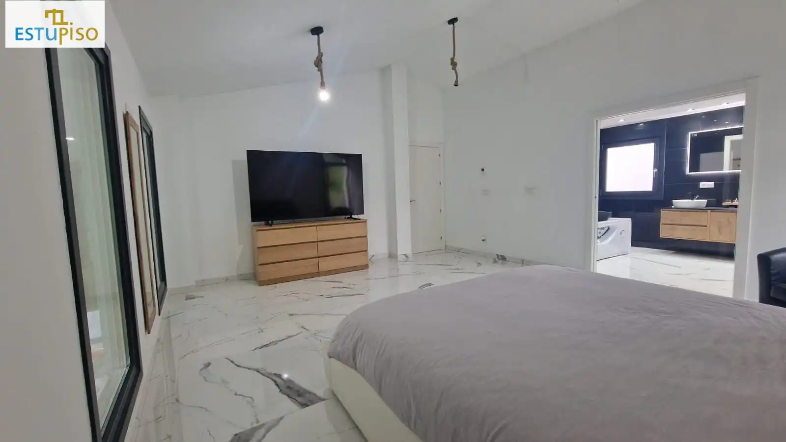 Houses for sale in Erriberagoitia / Ribera Alta  with Heating, Private garden and Furnished