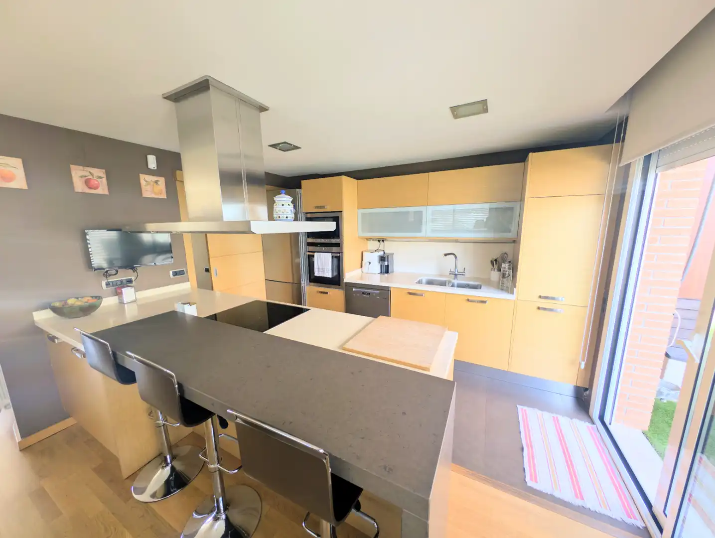 Cocina de Casa o chalet en venta en Viladecavalls con Aire acondicionado, Calefacción y Jardín privado