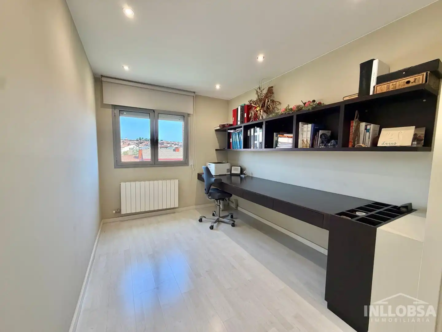 Maisonette zum Verkauf in Manresa mit Klimaanlage, Heizung und Terrasse
