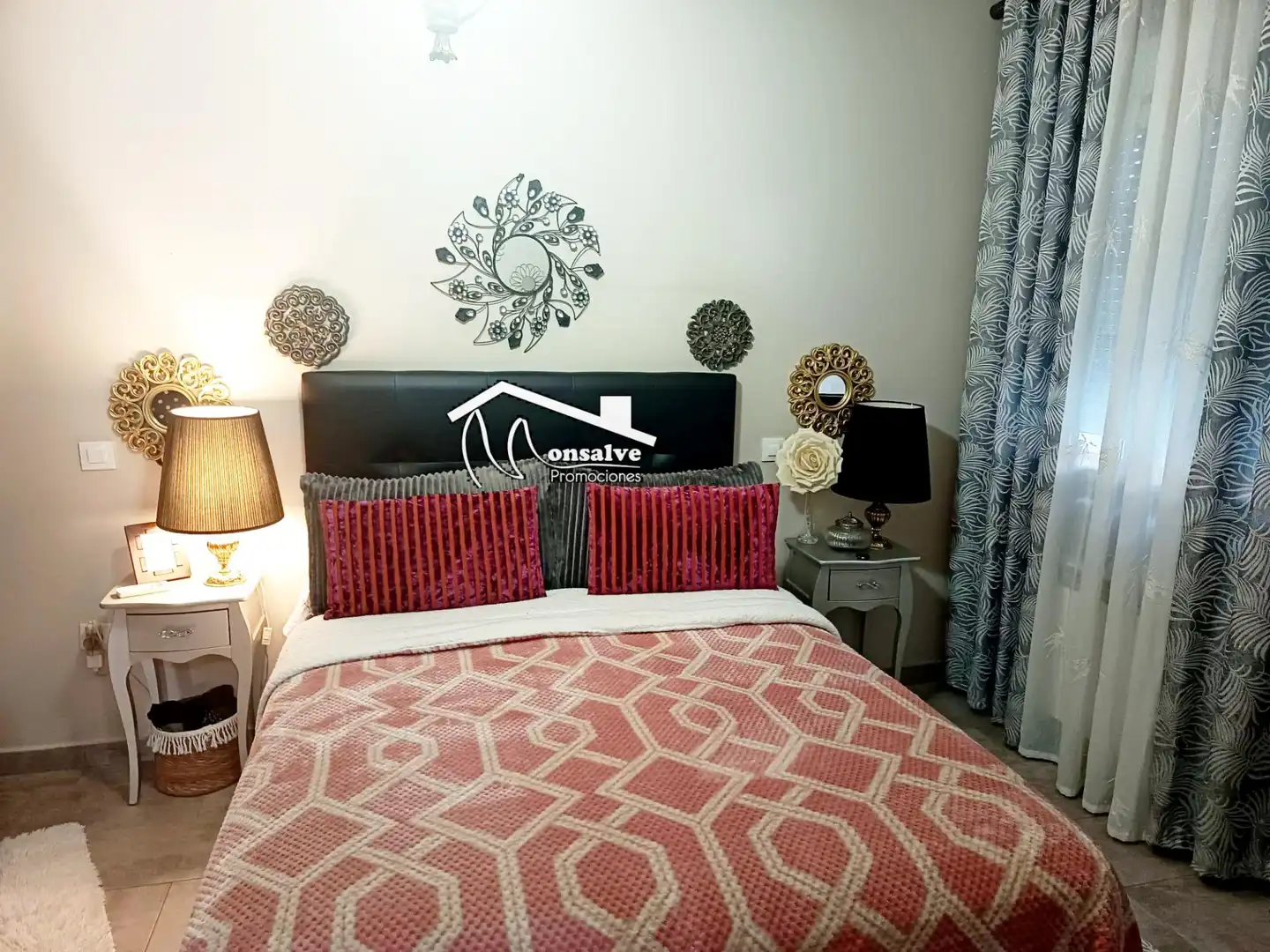 Habitación de Casa adosada en venta en Yeles con Aire acondicionado, Calefacción y Jardín privado