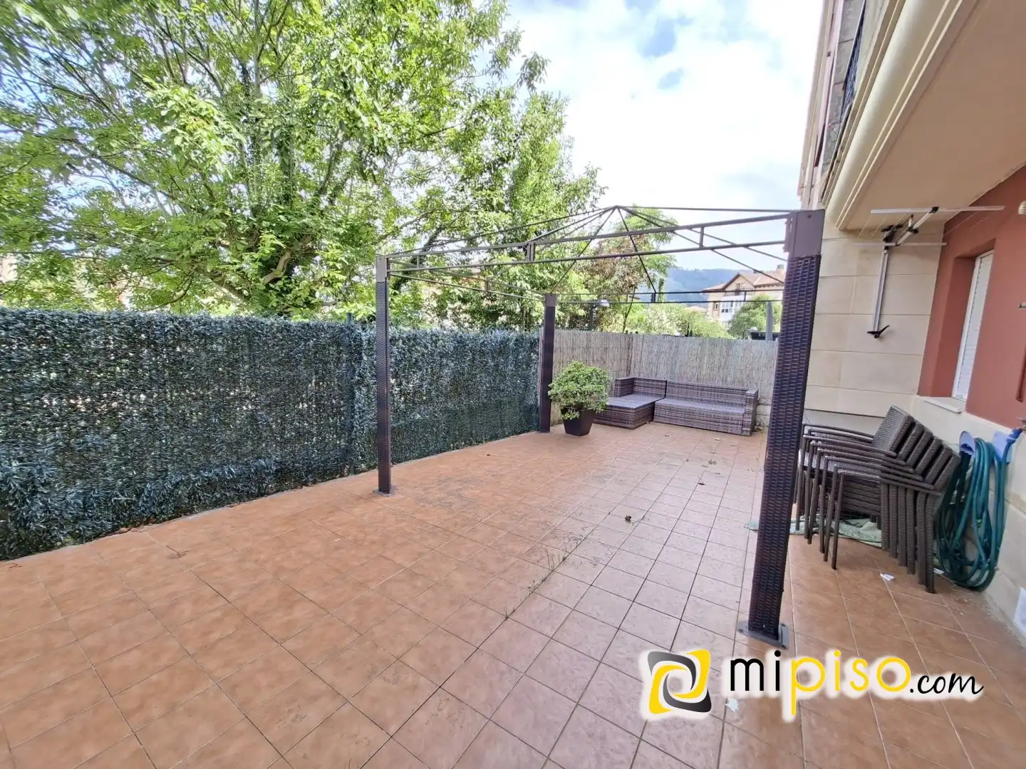 Terraza de Piso en venta en Ampuero con Calefacción, Terraza y Trastero