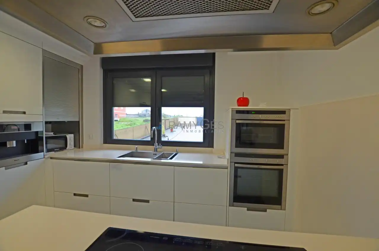 Cocina de Casa o chalet en venta en A Guarda   con Calefacción, Jardín privado y Terraza