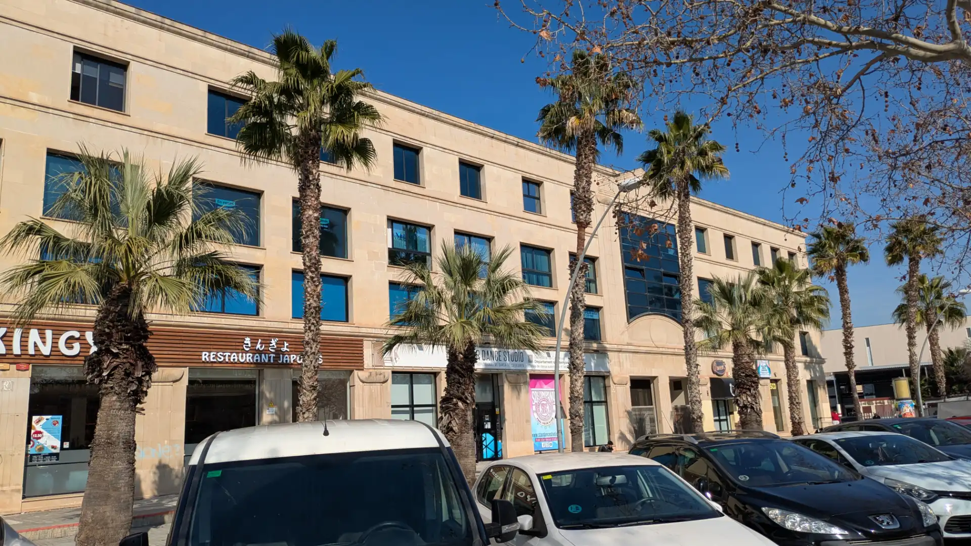 Außenansicht von Büro zur Miete in Cornellà de Llobregat mit Klimaanlage, Heizung und Internet