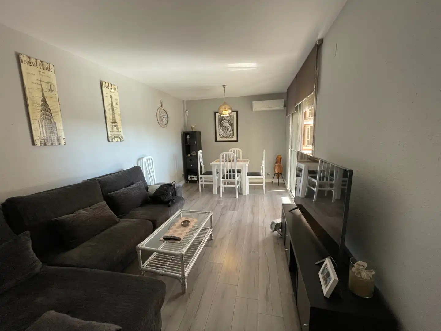 Sala d'estar de Apartament en venda en Vinyols i els Arcs amb Terrassa, Moblat i Forn