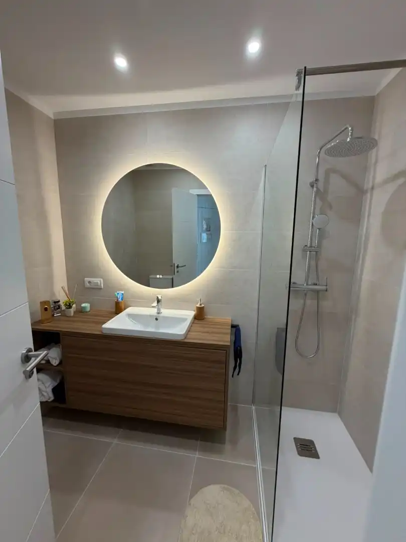 Baño de Apartamento en venta en Adeje con Terraza, Amueblado y Piscina comunitaria