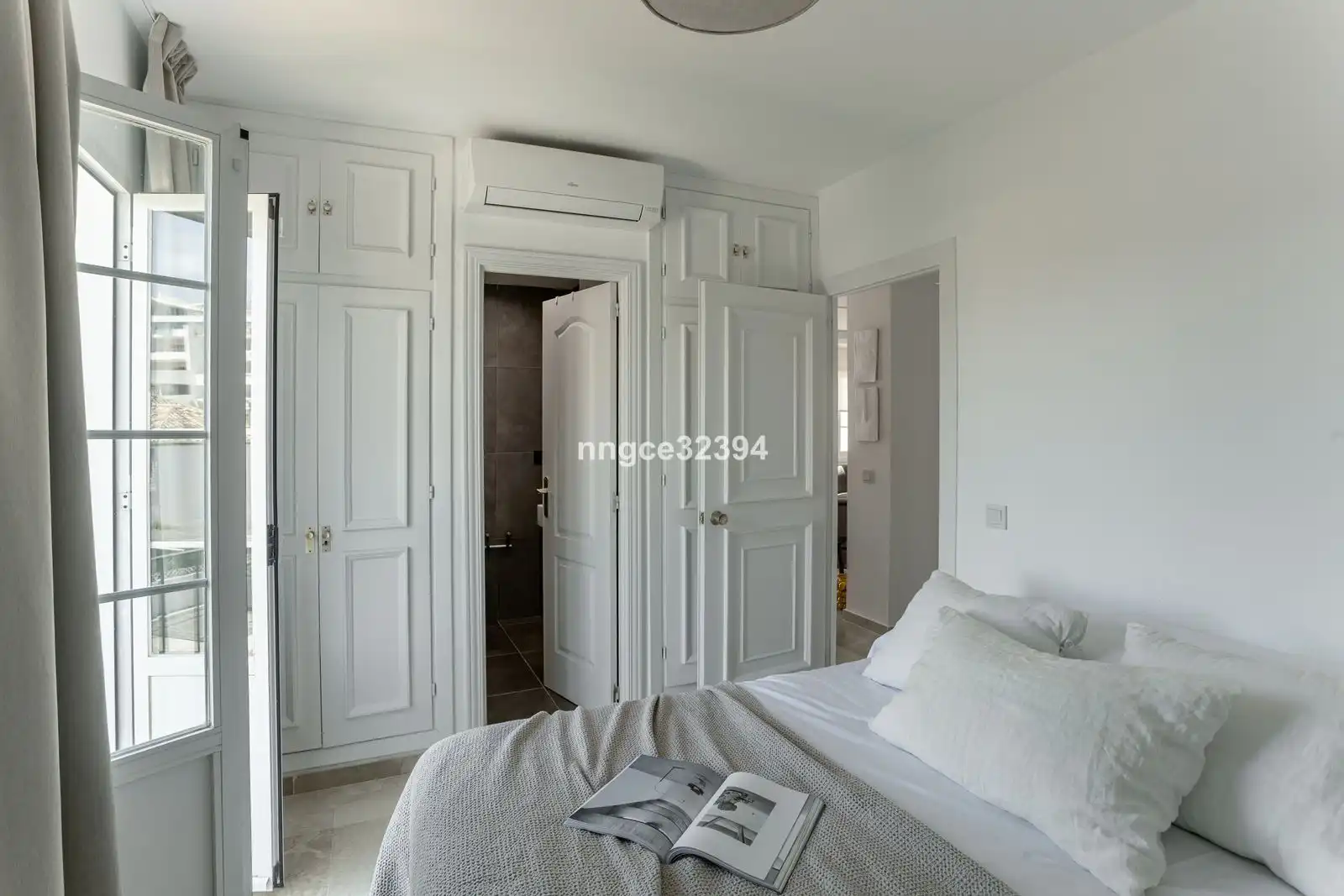 Dormitori de Àtic en venda en Estepona amb Aire condicionat, Terrassa i Moblat