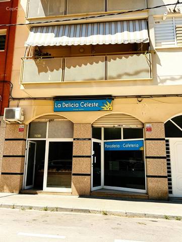 Local comercial en Alquiler en Castell - Poble Vell