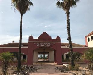 Edifici en venda en Huévar del Aljarafe amb Piscina comunitària