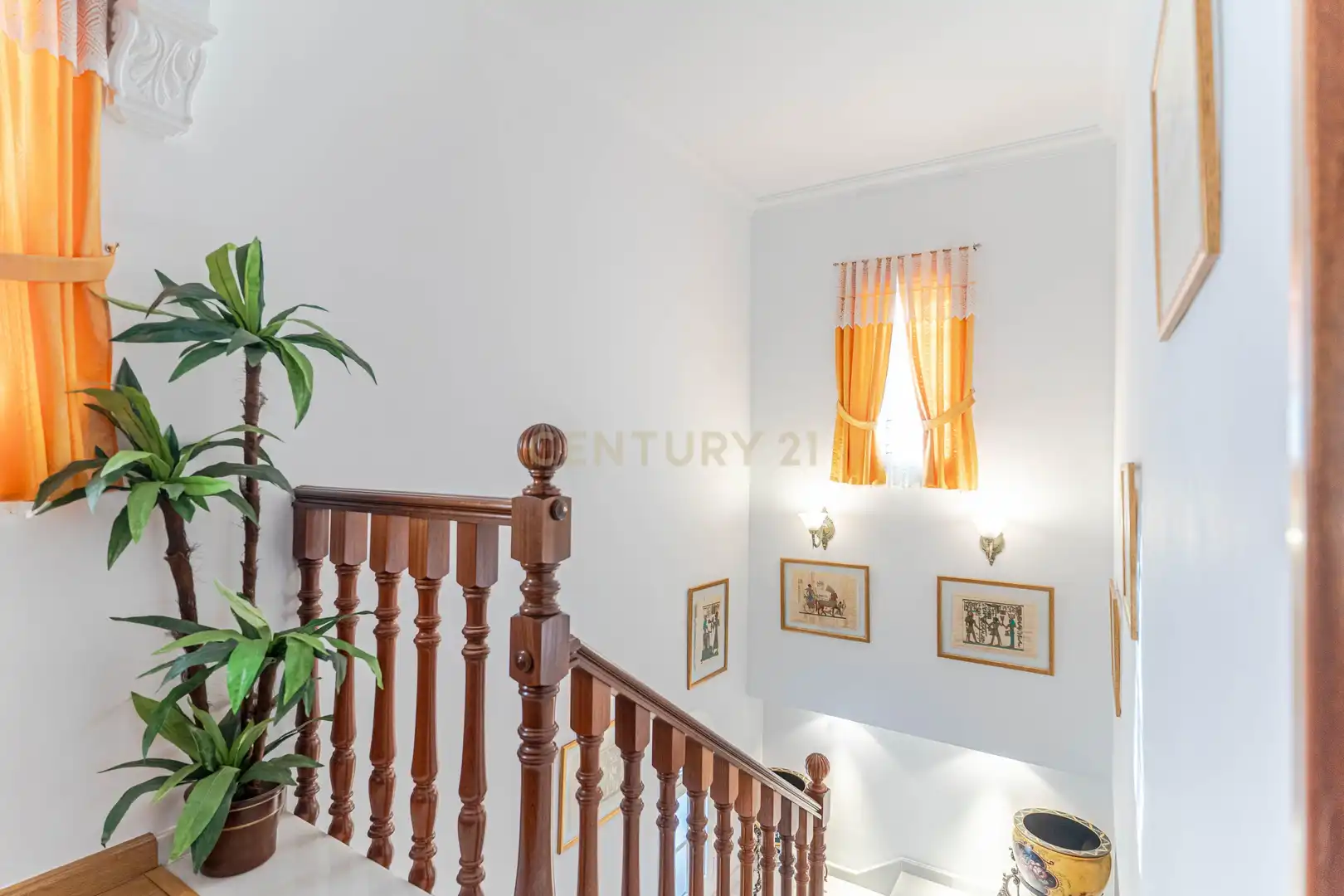 Houses for sale in Vélez de Benaudalla  with Private garden