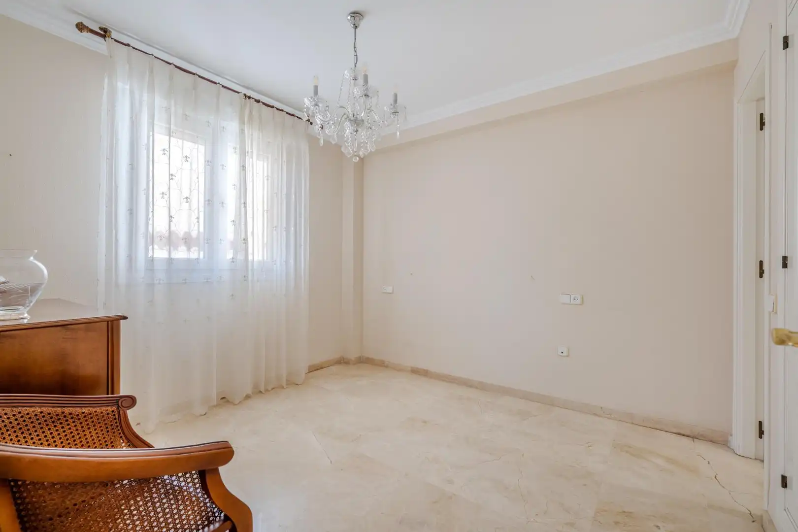 Habitación de Casa adosada en venta en Almería con Aire acondicionado, Terraza y Trastero