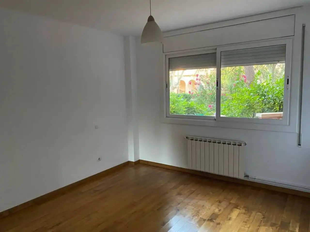 Habitación de Piso de alquiler en Sant Cugat del Vallès con Aire acondicionado, Calefacción y Jardín privado