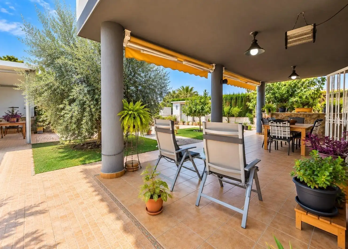 Terraza de Casa o chalet en venta en Petrer, Alicante