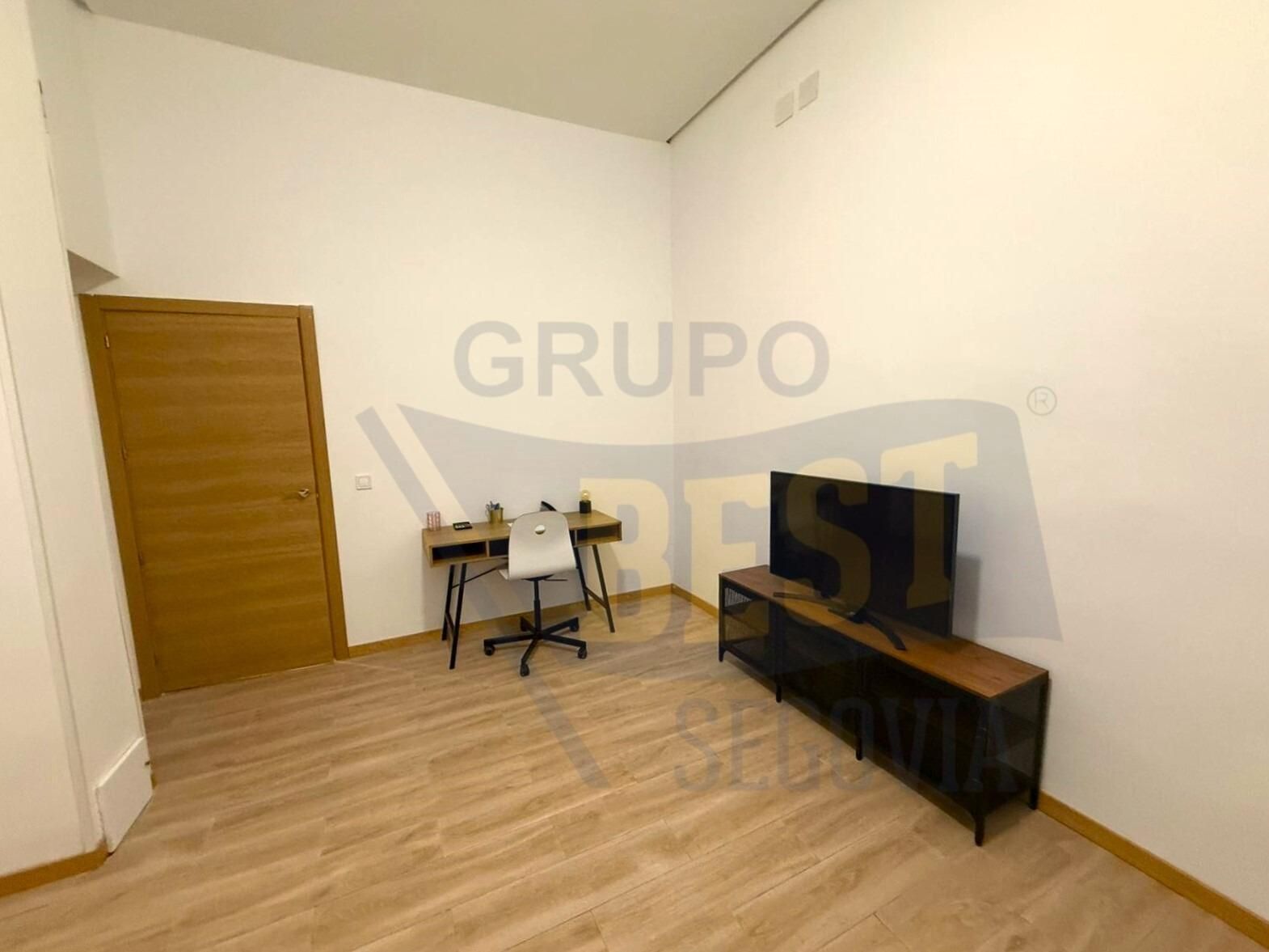 Oficina en venda en Segovia Capital