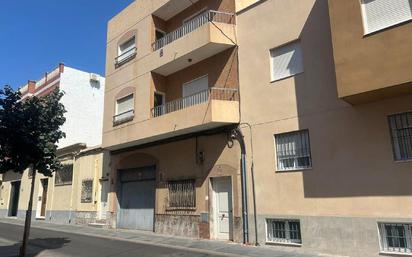 Vista exterior de Pis en venda en  Almería Capital amb Terrassa