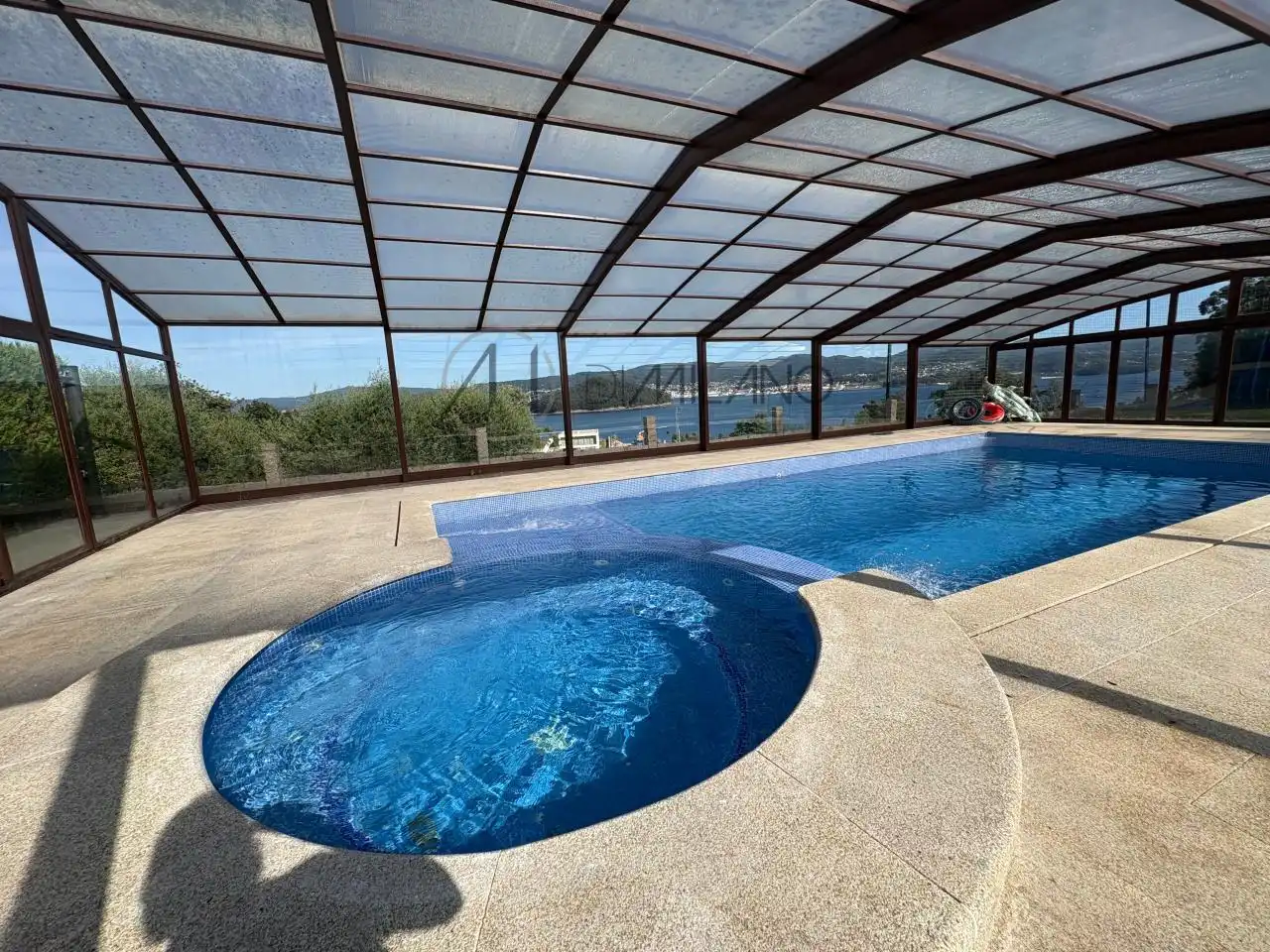 Piscina de Casa o chalet en venta en Poio con Calefacción, Jardín privado y Parquet