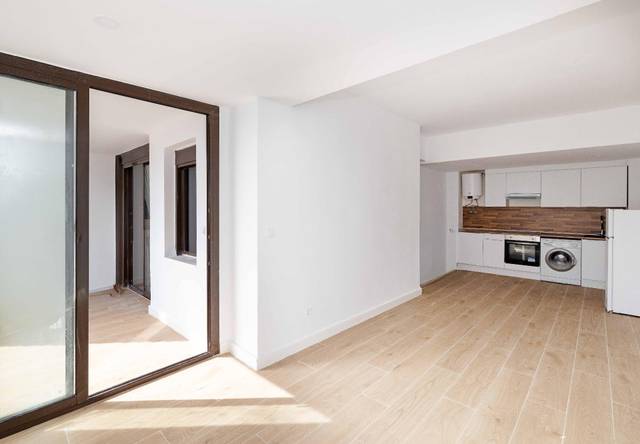 Piso en Venta en Avenida Antonio Machado en Solymar