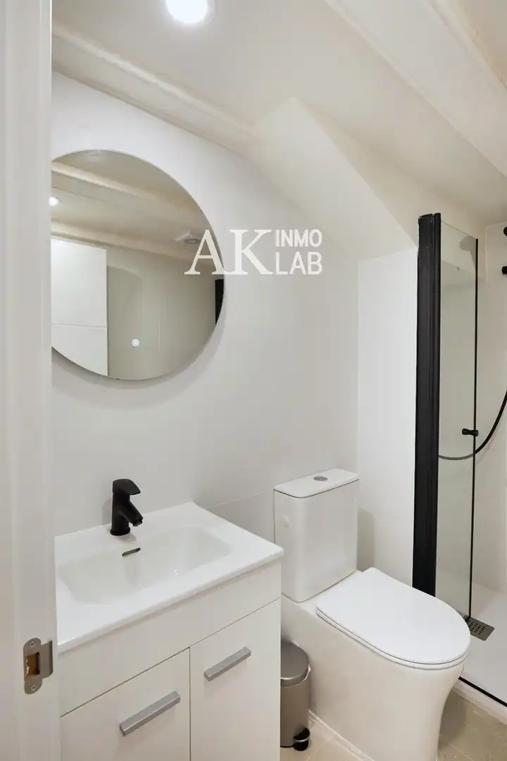 Badezimmer von Gebäude zum Verkauf in Barcelona