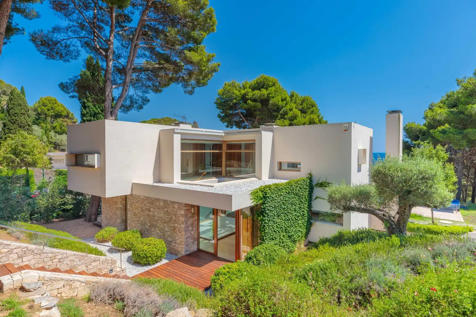 Detached house with pool for sale in Carrer PUNTA DES CORB 2, imagen 2