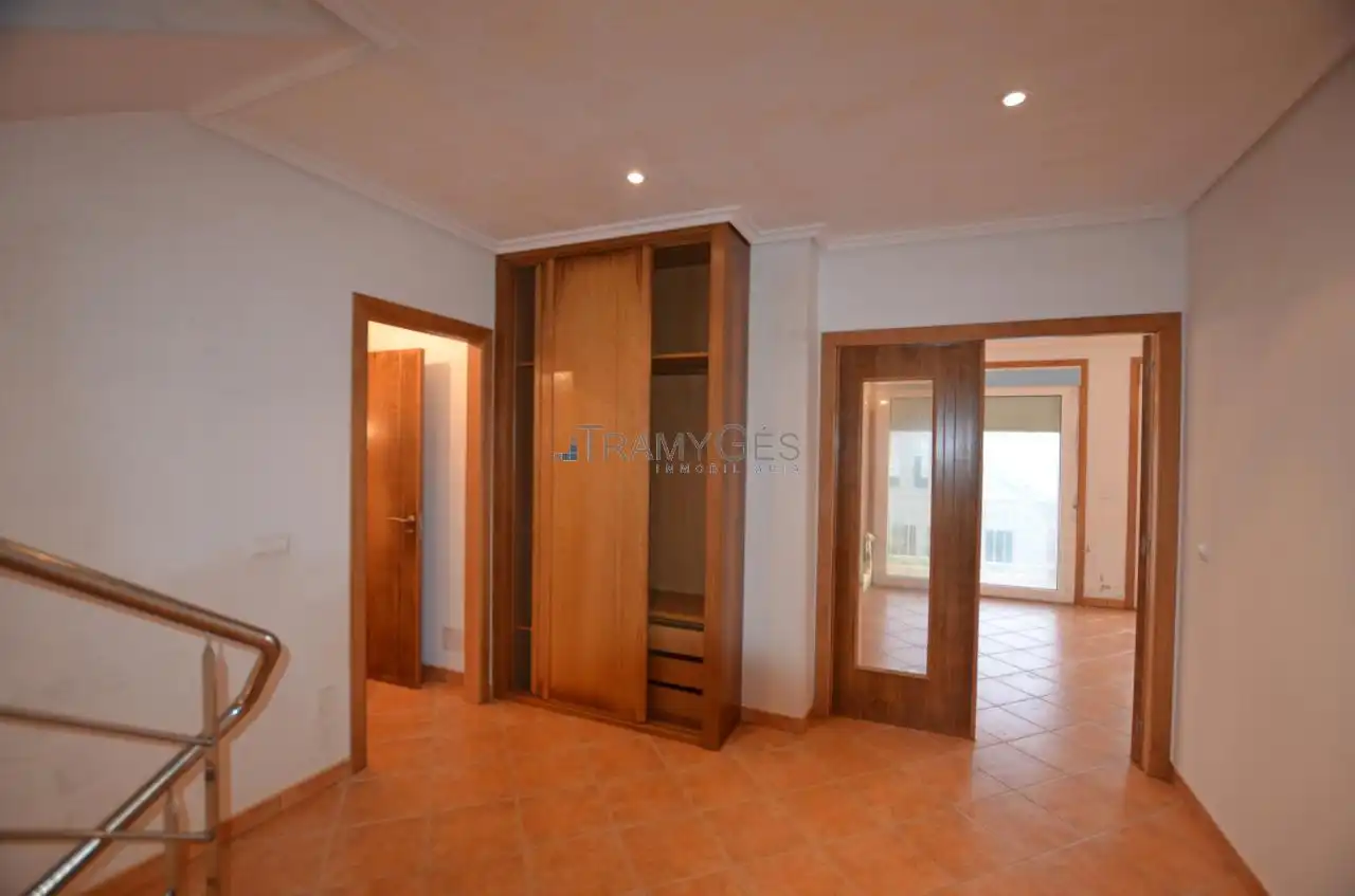 Casa o chalet en venta en Oia con Calefacción, Jardín privado y Terraza