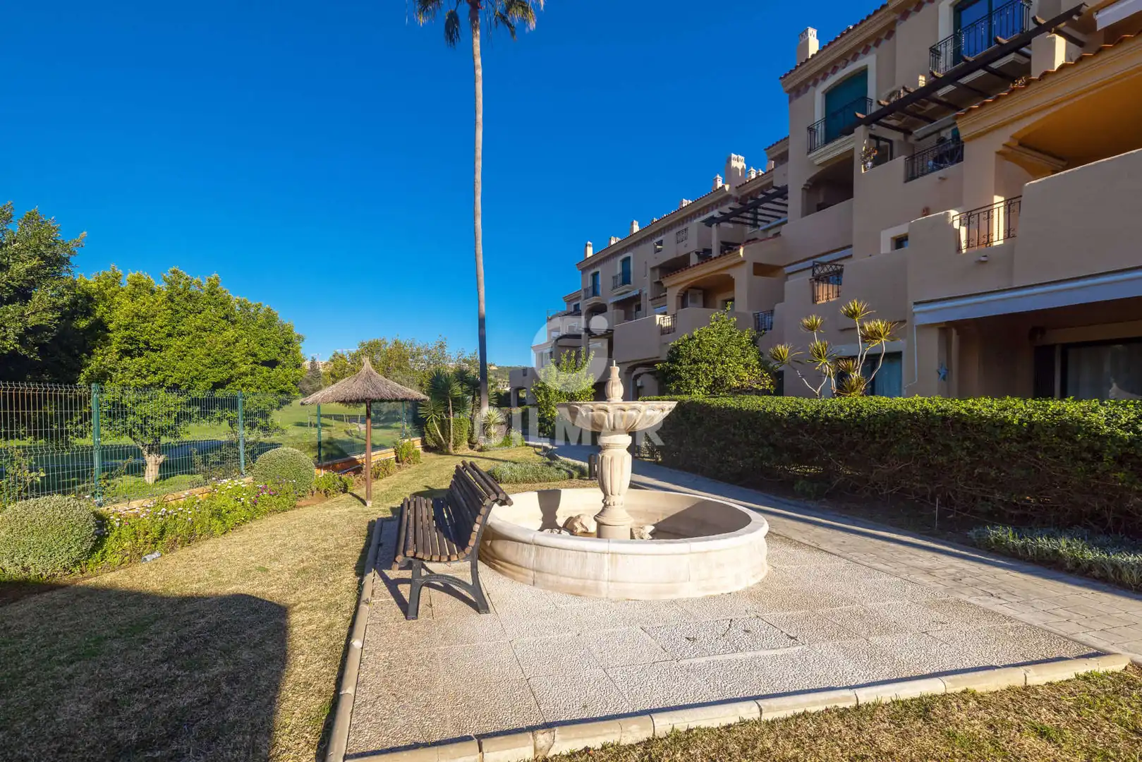 Duplexes for sale in La Duquesa