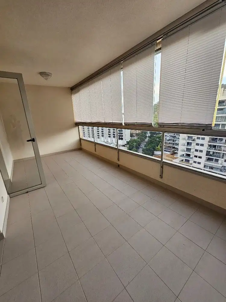 Flat for rent in Bulevar - Puerta Mítica