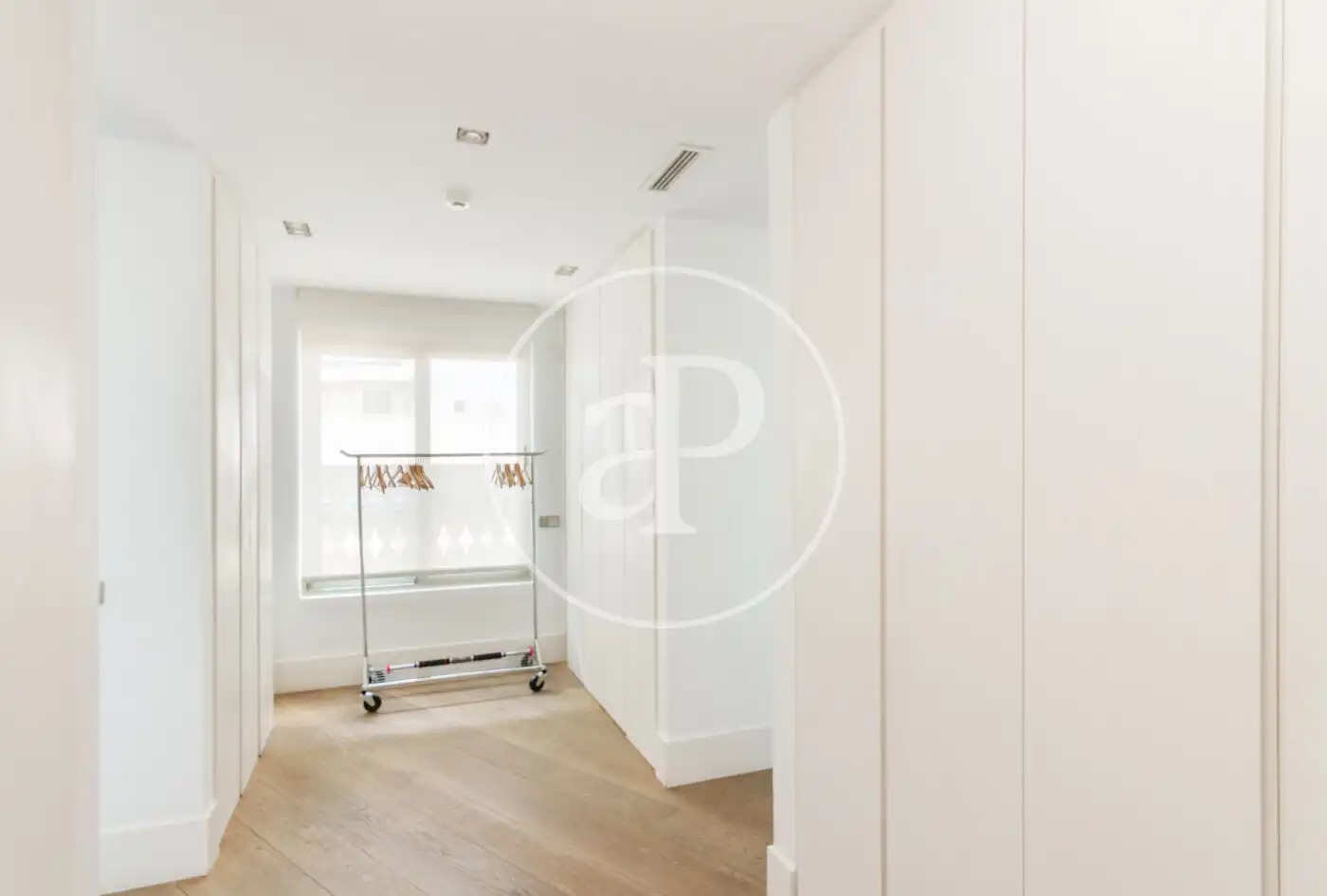 Ático en venta en Madrid con Aire acondicionado, Calefacción y Jardín privado