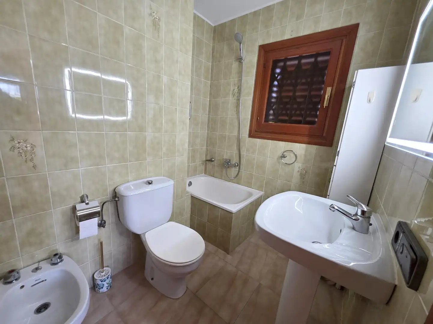 Baño de Casa o chalet de alquiler en Benicasim / Benicàssim con Aire acondicionado, Jardín privado y Trastero