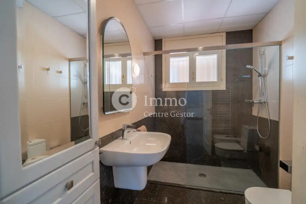 Bathroom of Houses for sale in Fondarella  with Heating, Private garden and Swimming Pool