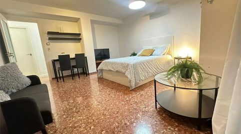 Foto 2 de Habitació a Carrer de L'alcalde Cano Coloma, 15, Aiora, Valencia Capital