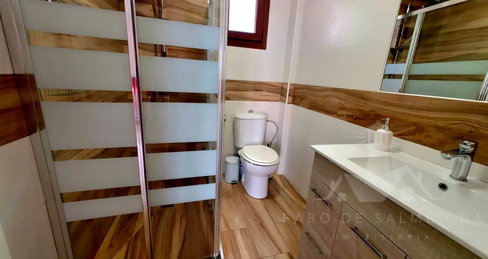 Bany de Casa o xalet en venda en Chipiona amb Aire condicionat i Moblat