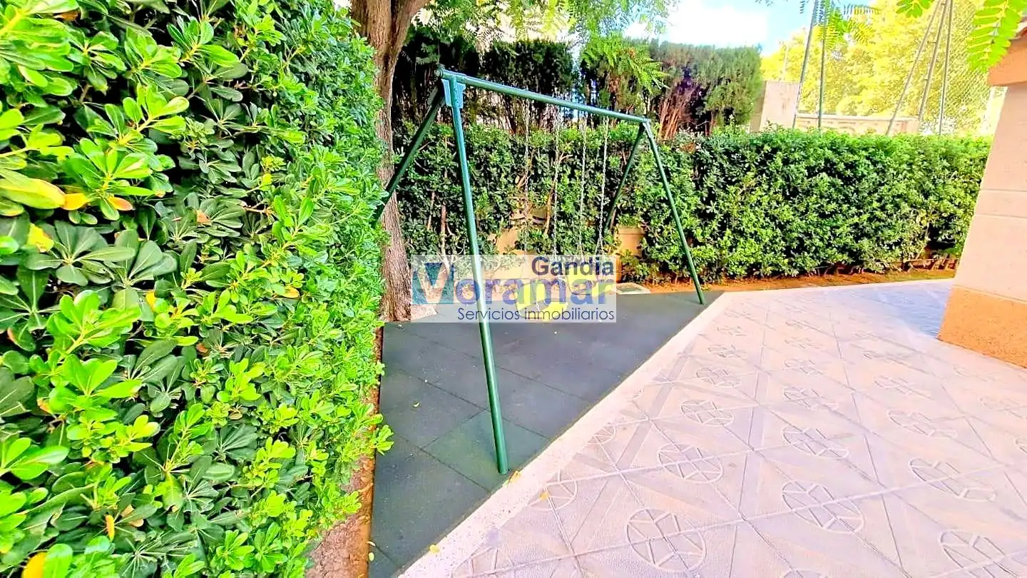 Jardí de Apartament en venda en Gandia amb Aire condicionat, Jardí privat i Terrassa
