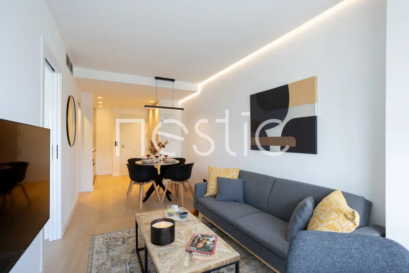 Sala d'estar de Apartament de lloguer en Madrid amb Aire condicionat, Calefacció i Moblat