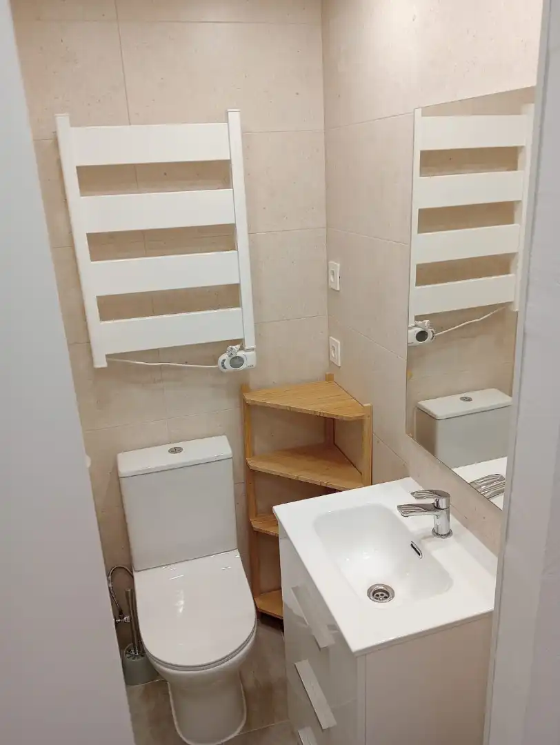 Baño de Piso en venta en Zaragoza con Aire acondicionado, Calefacción y Amueblado
