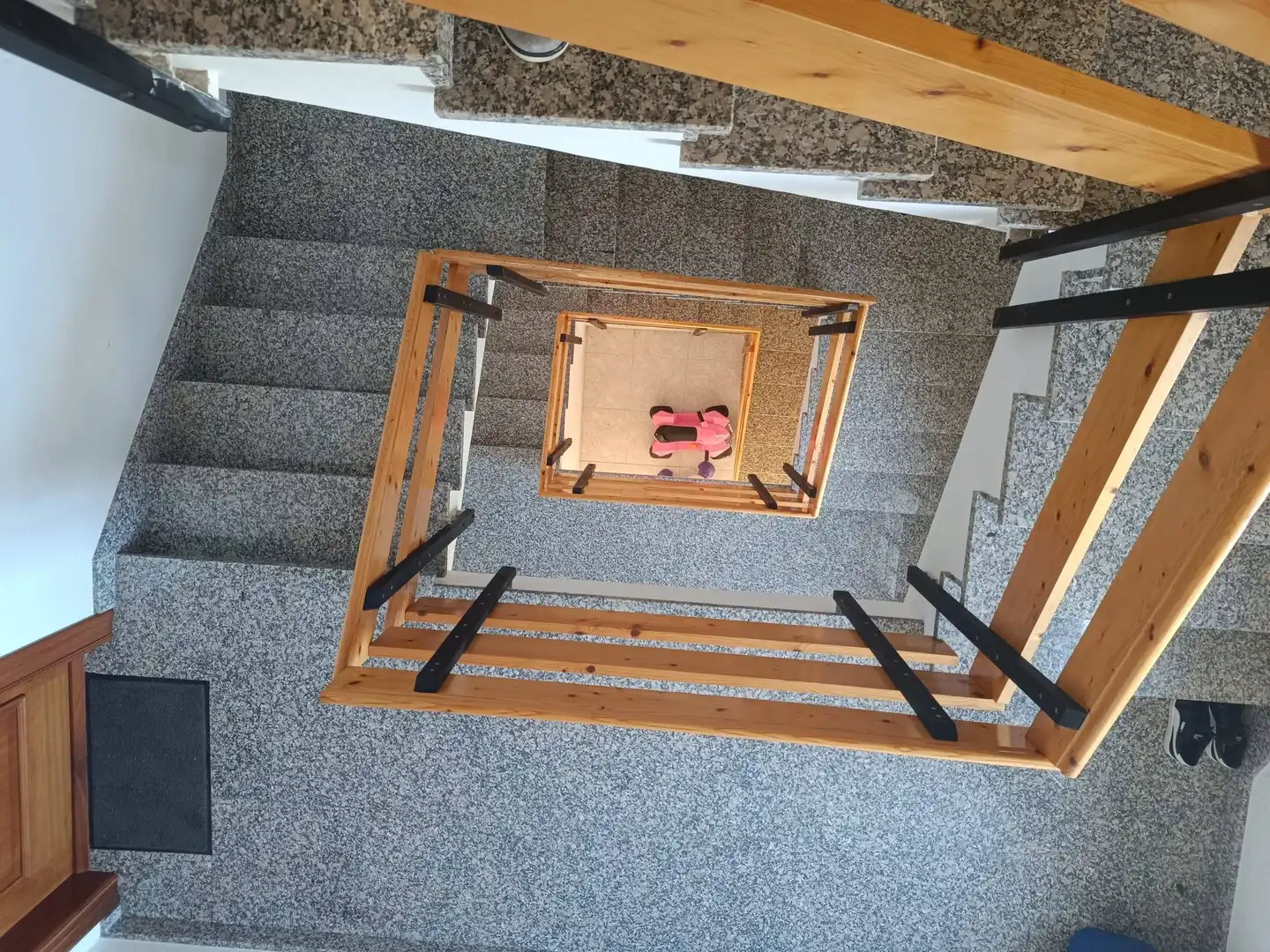 Wohnung zum Verkauf in Touro mit Privatgarten, Terrasse und Abstellraum