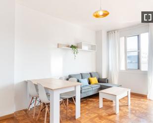 Living room of Flat to rent in  Barcelona Capital  with Air Conditioner, Heating and Furnished