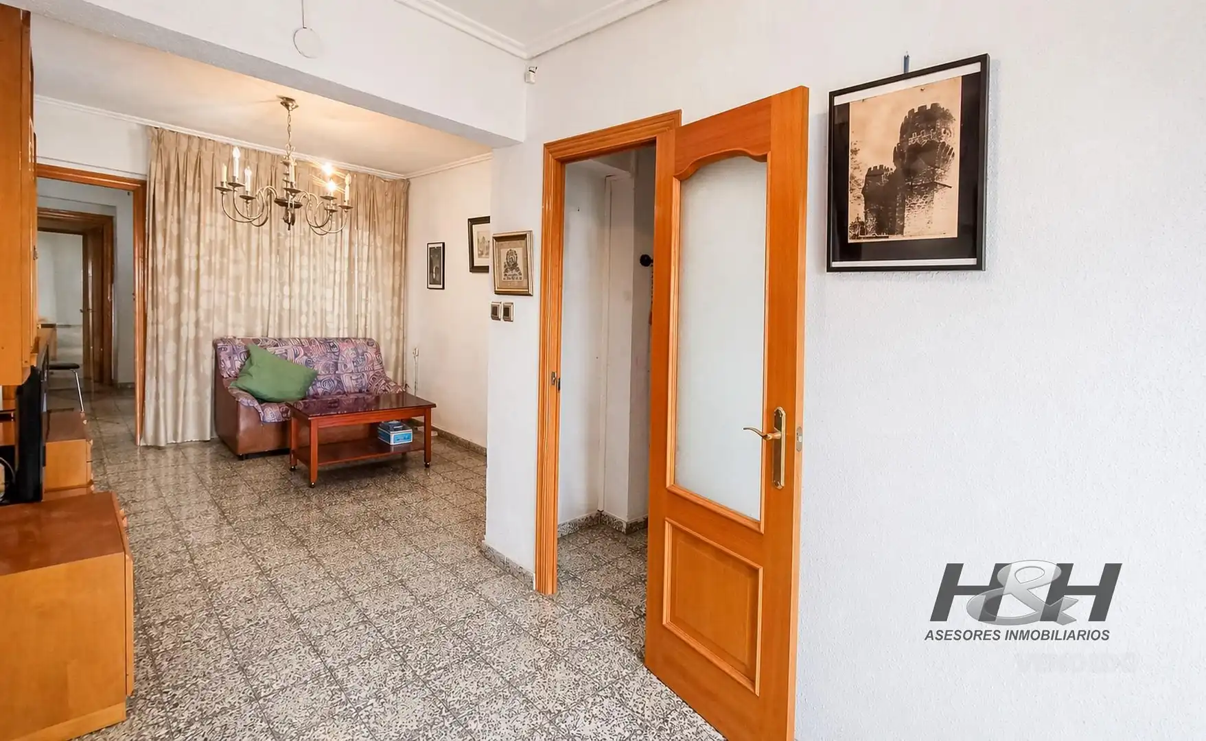 Piso en venta en Burjassot con Balcón