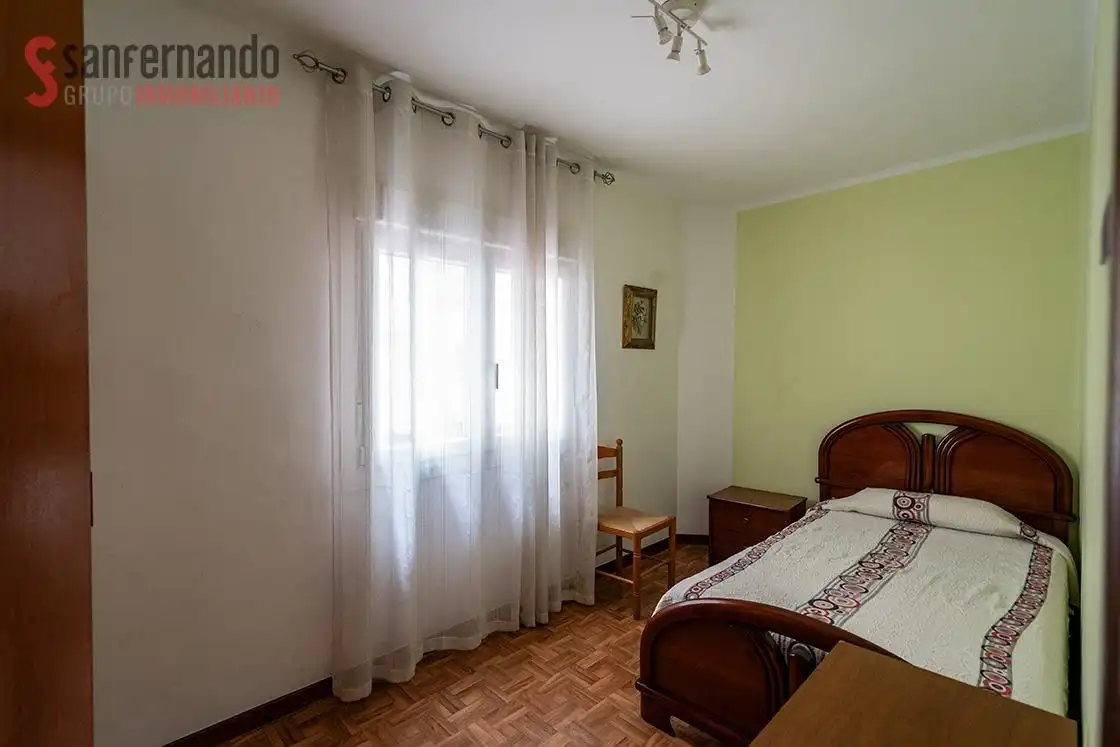 Flat for sale in Calle Secada, Cuatro Caminos