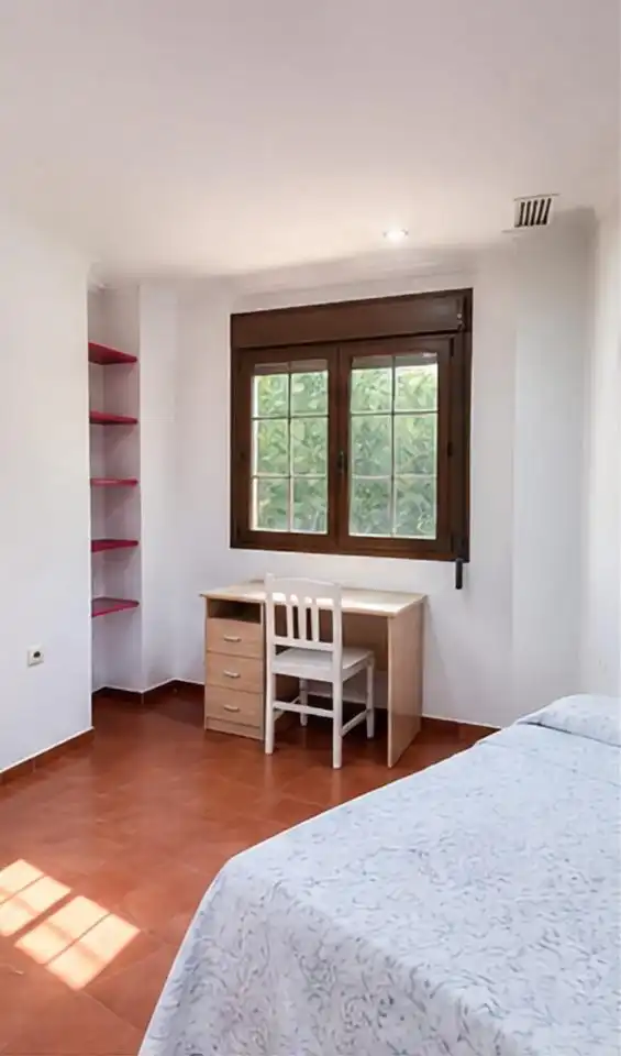 Country house to rent in El Real, imagen 2
