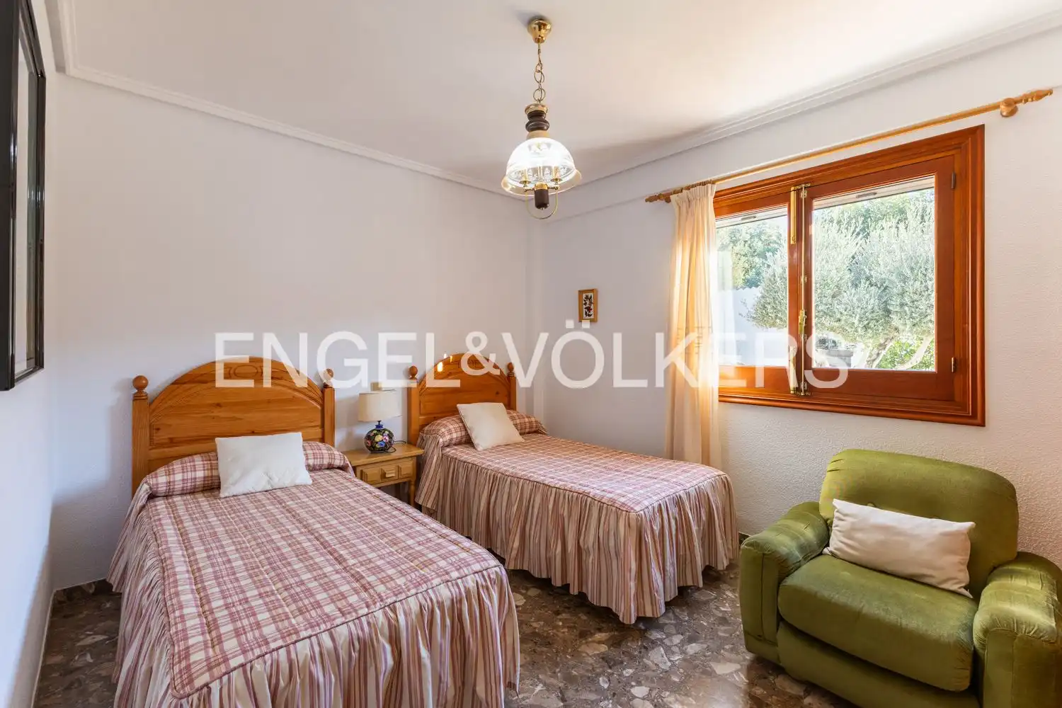Habitación de Casa o chalet en venta en Pedralba con Calefacción, Jardín privado y Terraza