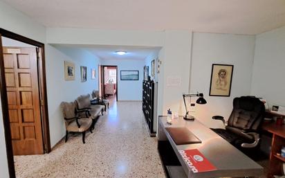 Office for sale in Alzira  with Air Conditioner