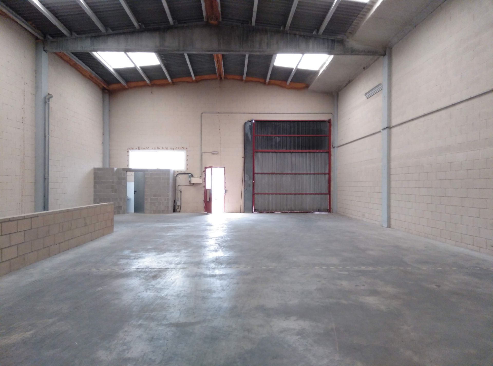 Nau industrial de lloguer en Manresa