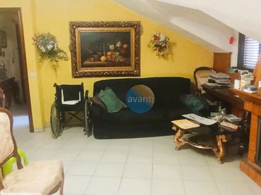 Flat with balcony for sale in LOPEZ VIVERO