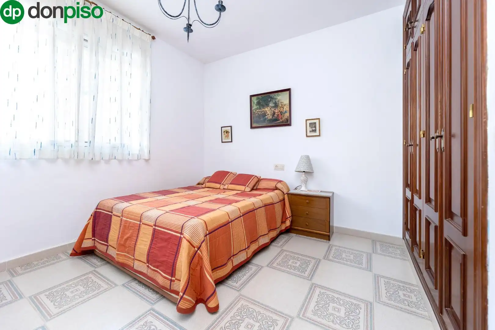 Houses for sale in Calle EXTRARRADIO, Cogollos de la Vega