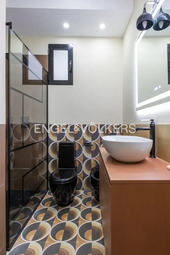 Baño de Piso de alquiler en Valencia con Aire acondicionado, Calefacción y Amueblado
