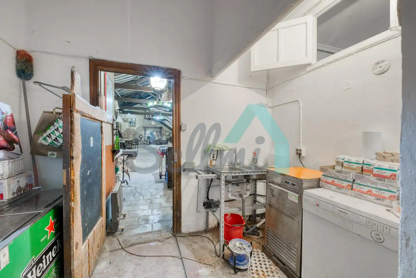 Kitchen of Buildings for sale in Oviedo 