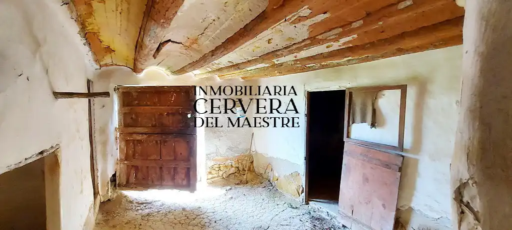 Country house zum Verkauf in Sierra Engarcerán mit Privatgarten