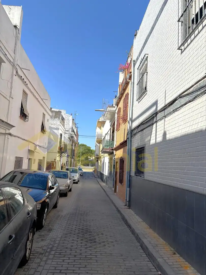 Vista exterior de Piso en venta en Sevilla con Aire acondicionado